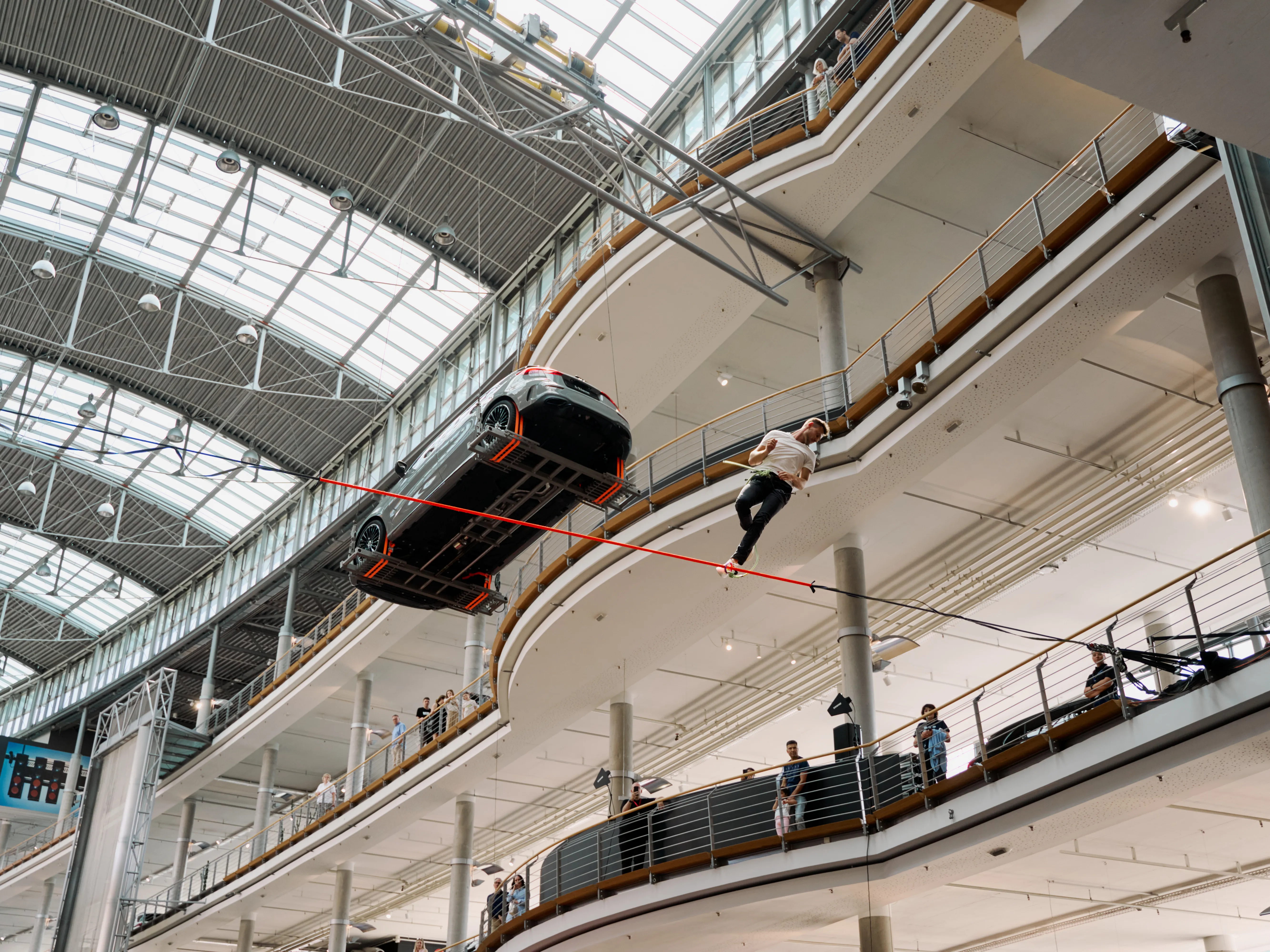 Moritz Purer – Duo Trickline Performance Mercedes-Benz Event Berlin